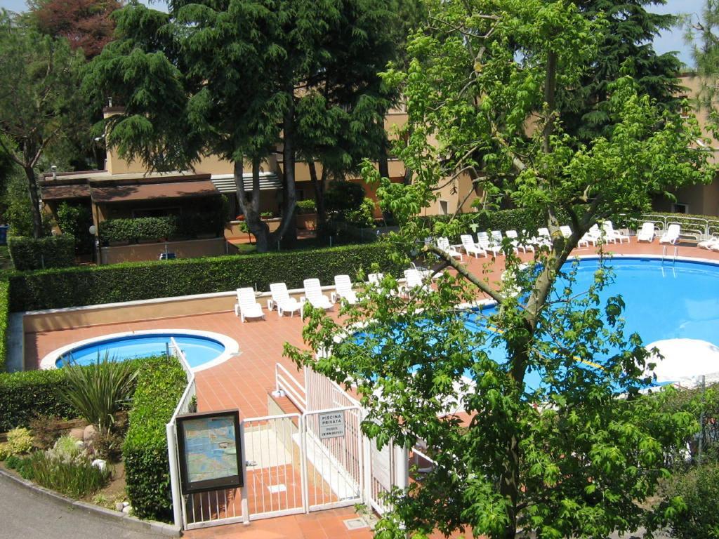 Residence La Madonnina เปสเคียรา เดล การ์ดา ภายนอก รูปภาพ